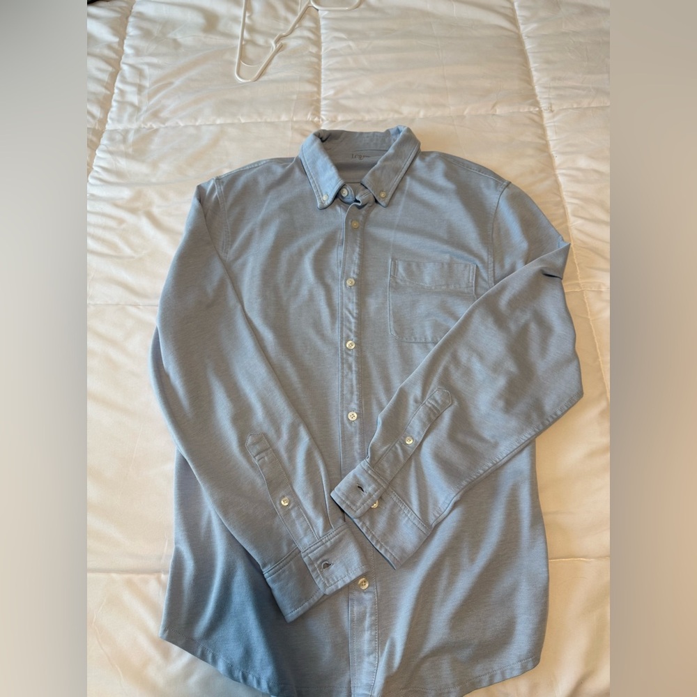 J. Crew Light Blue Button-Down stretch Oxford Large
